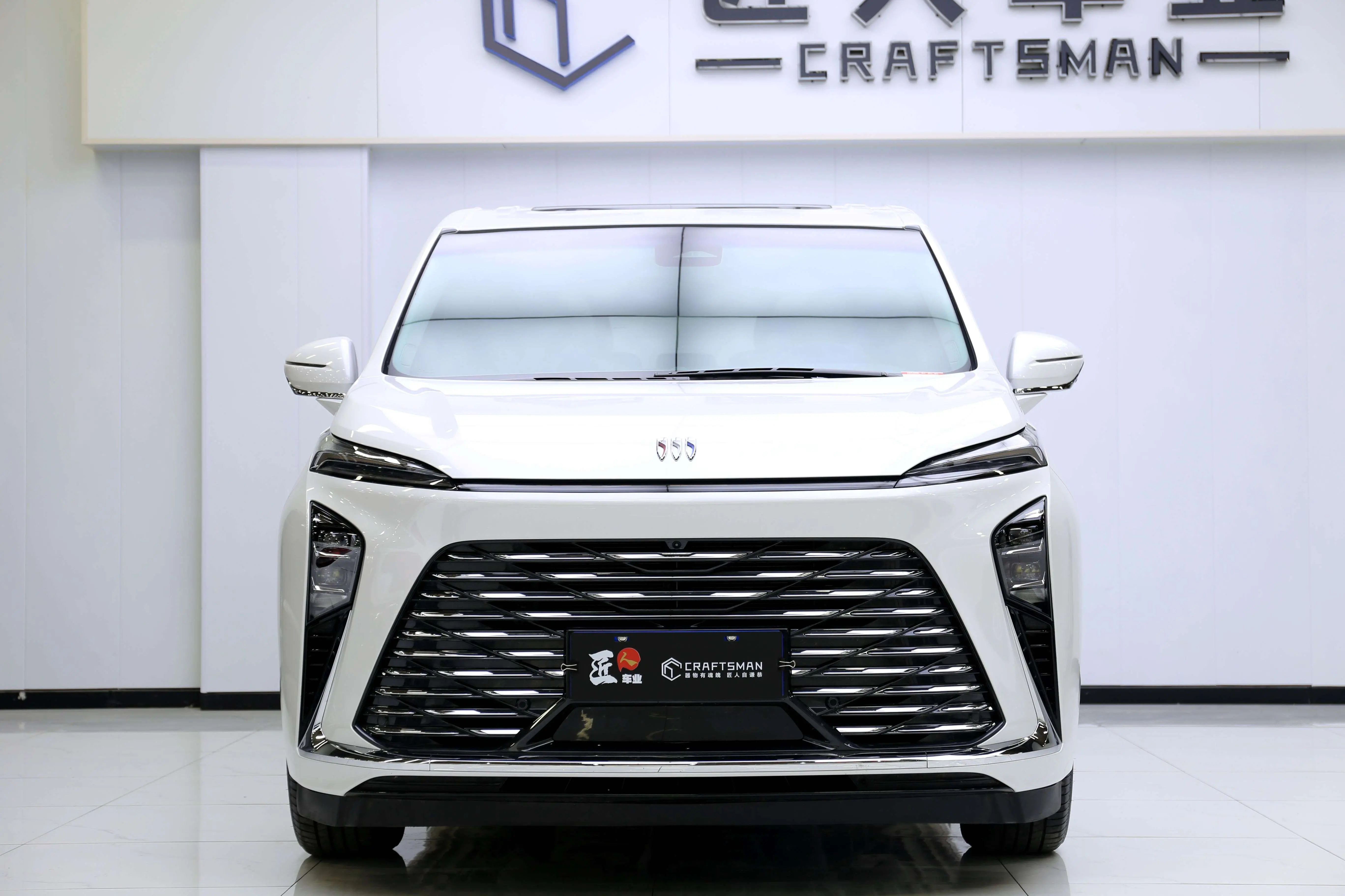 Buick GL8  из Китая