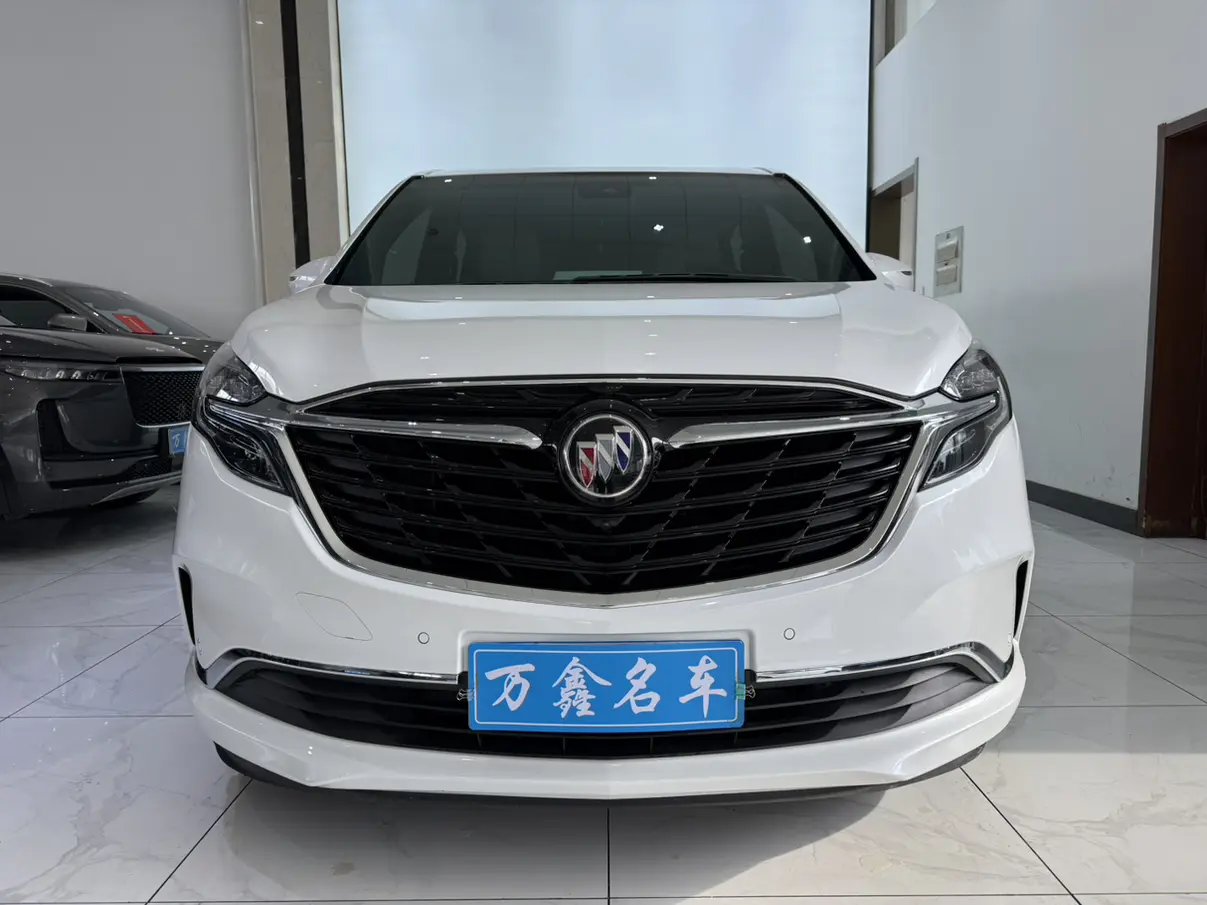 Buick GL8  из Китая