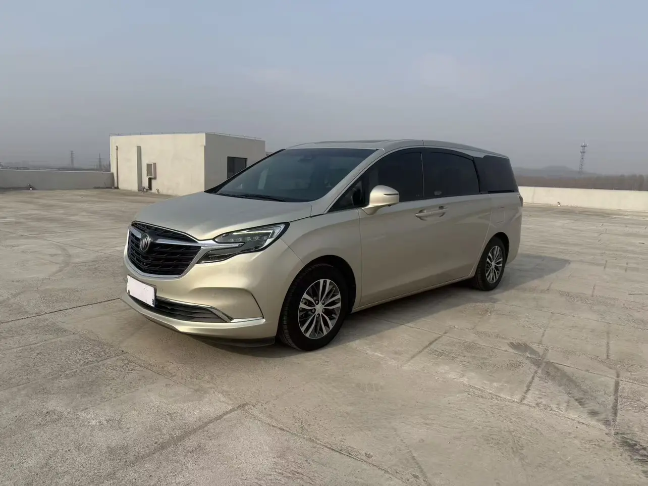 Buick GL8  из Китая