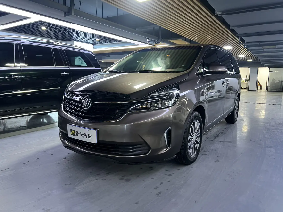 Buick GL8  из Китая