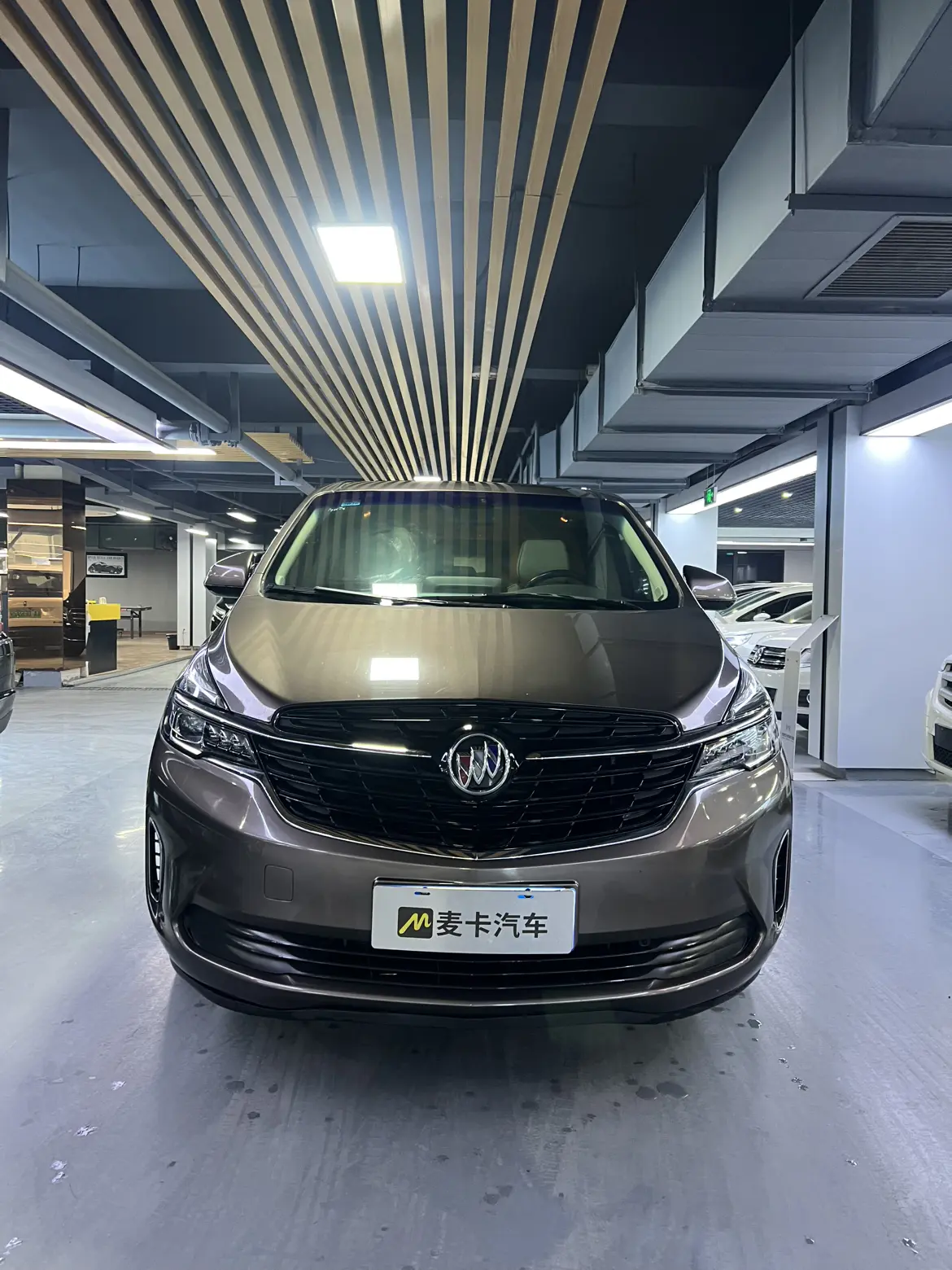 Buick GL8  из Китая