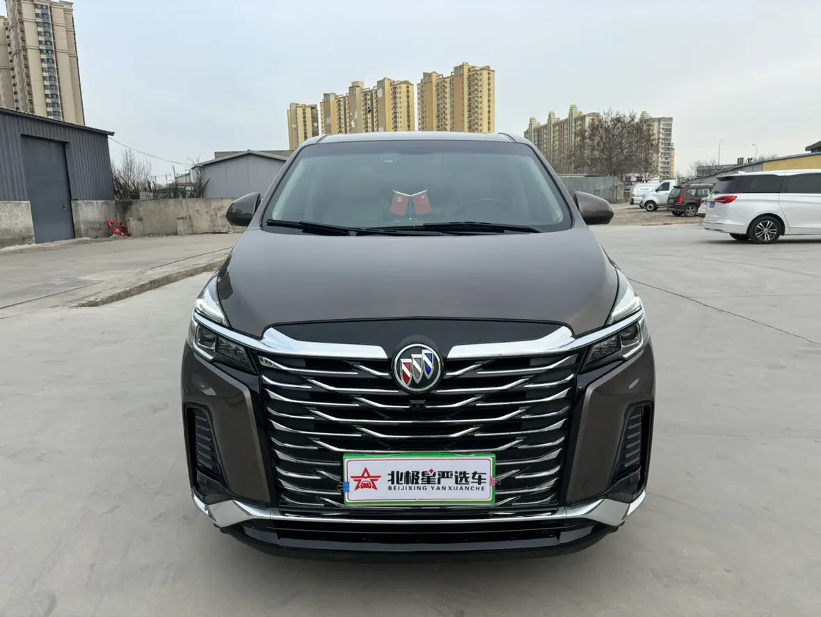 Buick GL8  из Китая