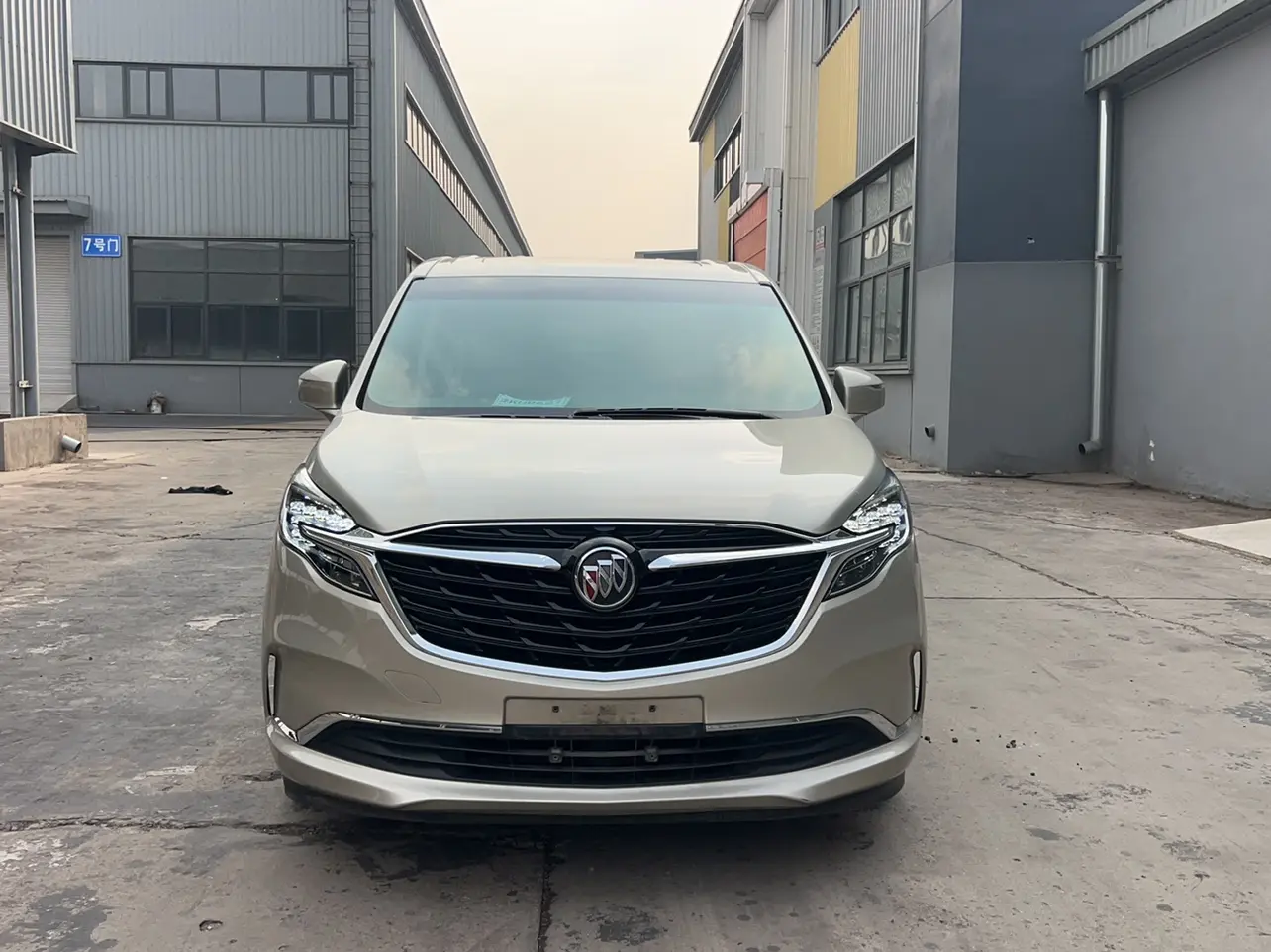 Buick GL8  из Китая
