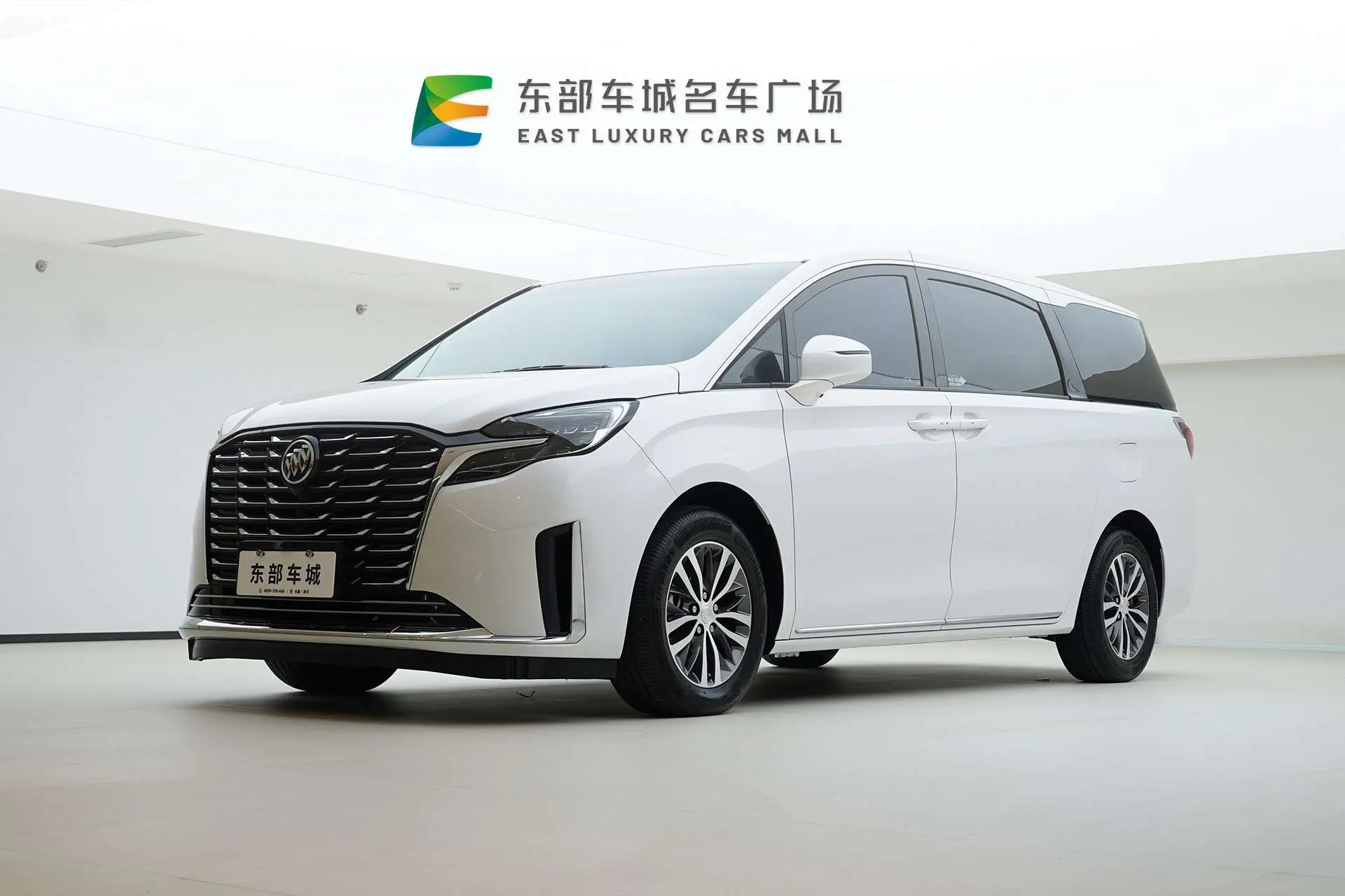 Buick GL8  из Китая