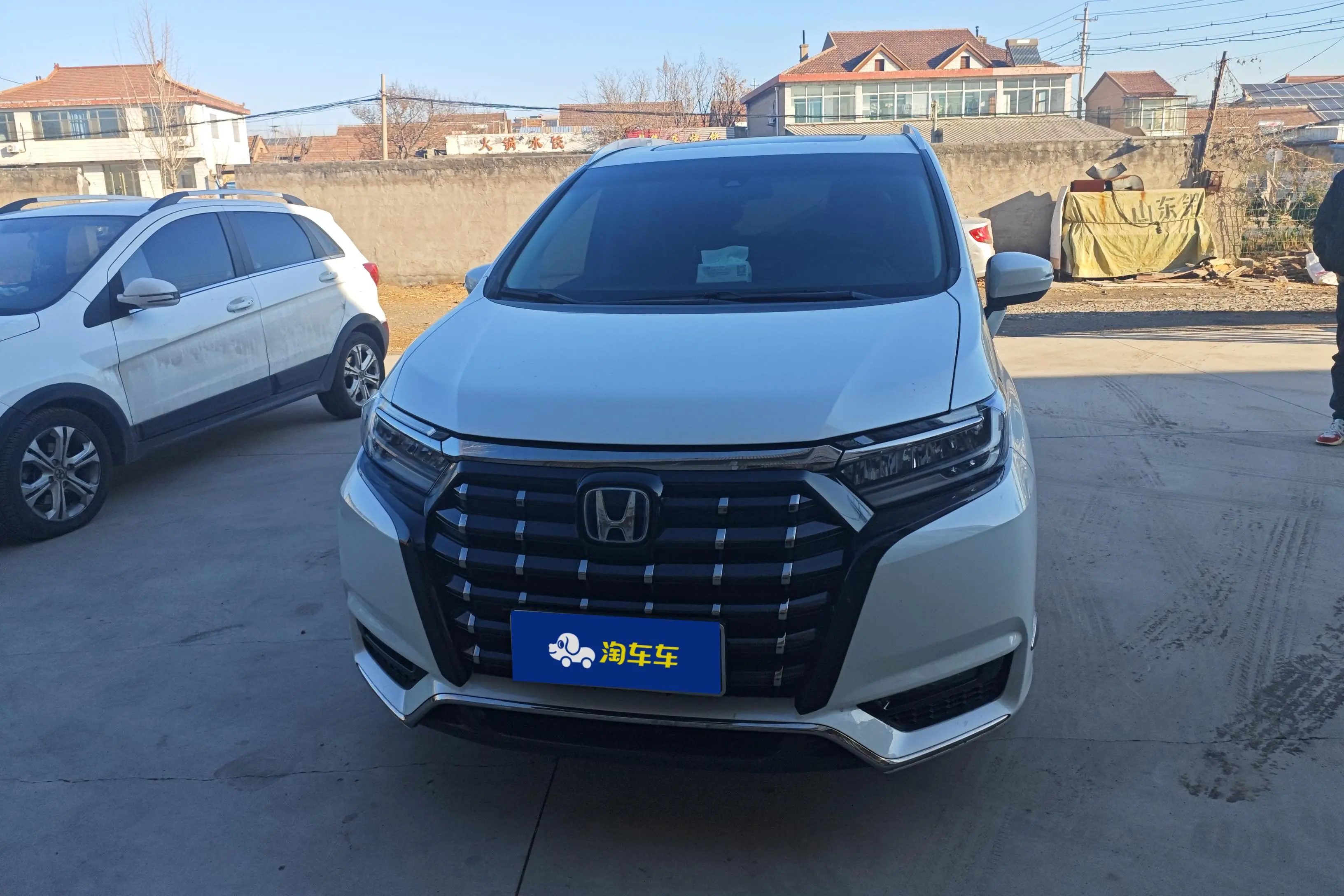 Honda Elysion (Alison)  из Китая