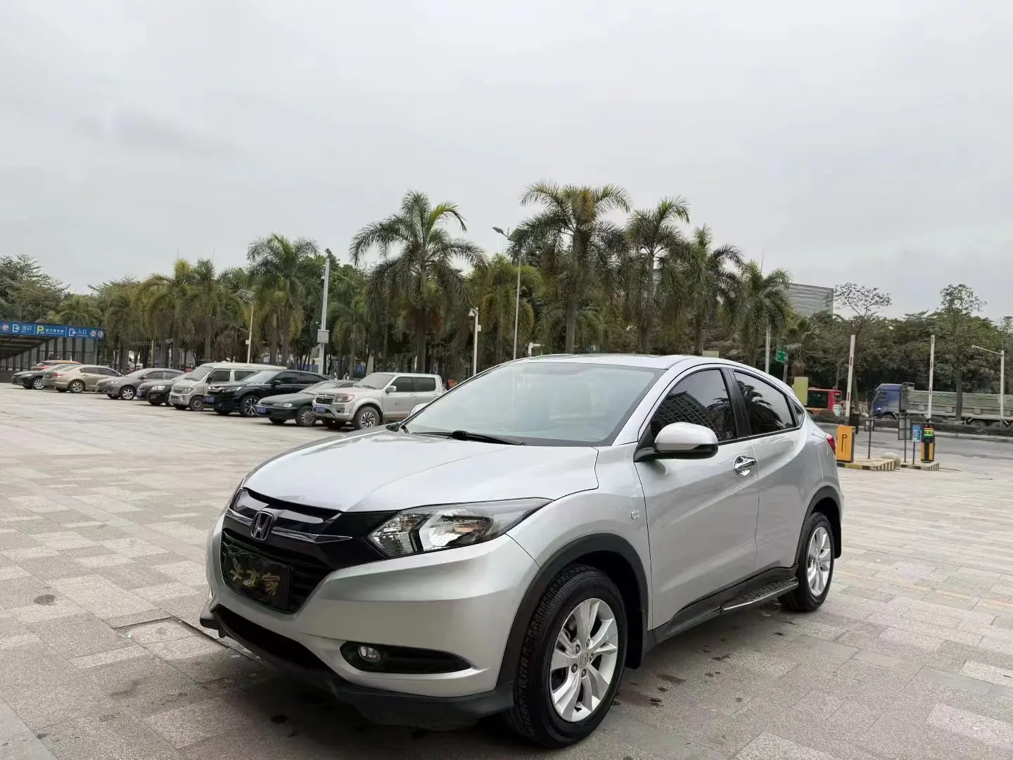 Honda Vezel (Binzhi)  из Китая