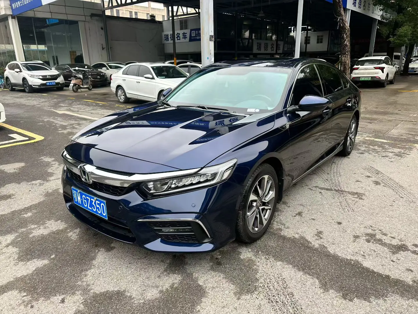 Honda Inspire (Yingshipai)  из Китая