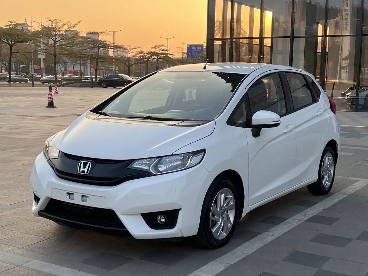 Honda Fit  из Китая