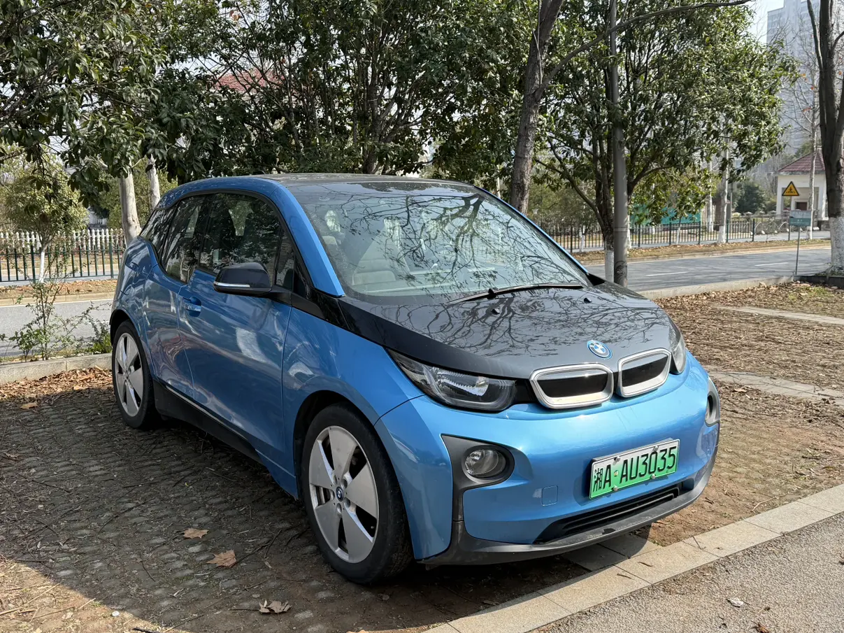 BMW i3  из Китая
