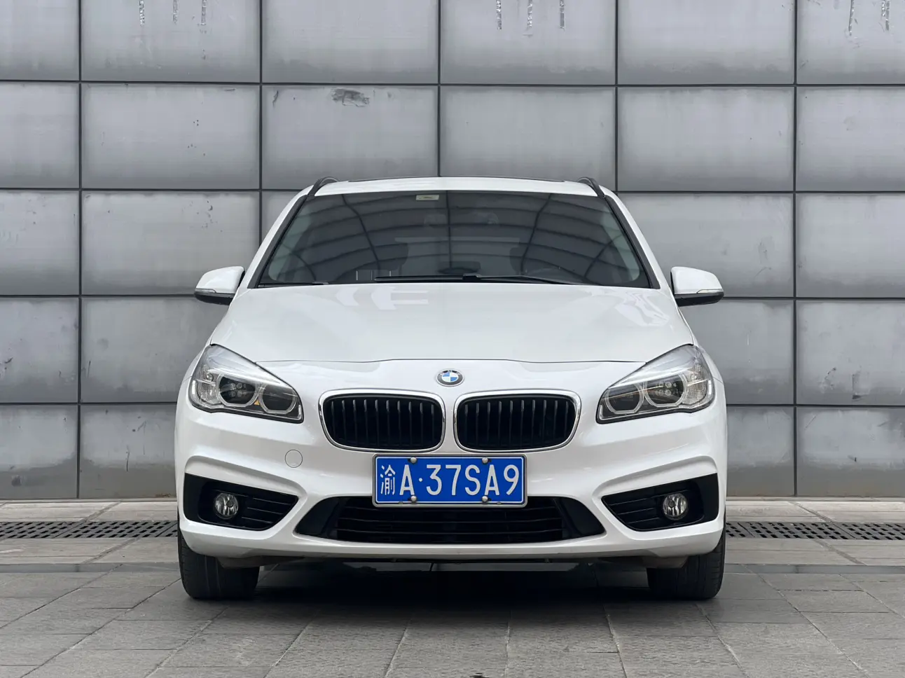 BMW 2 Series Active Tourer  из Китая