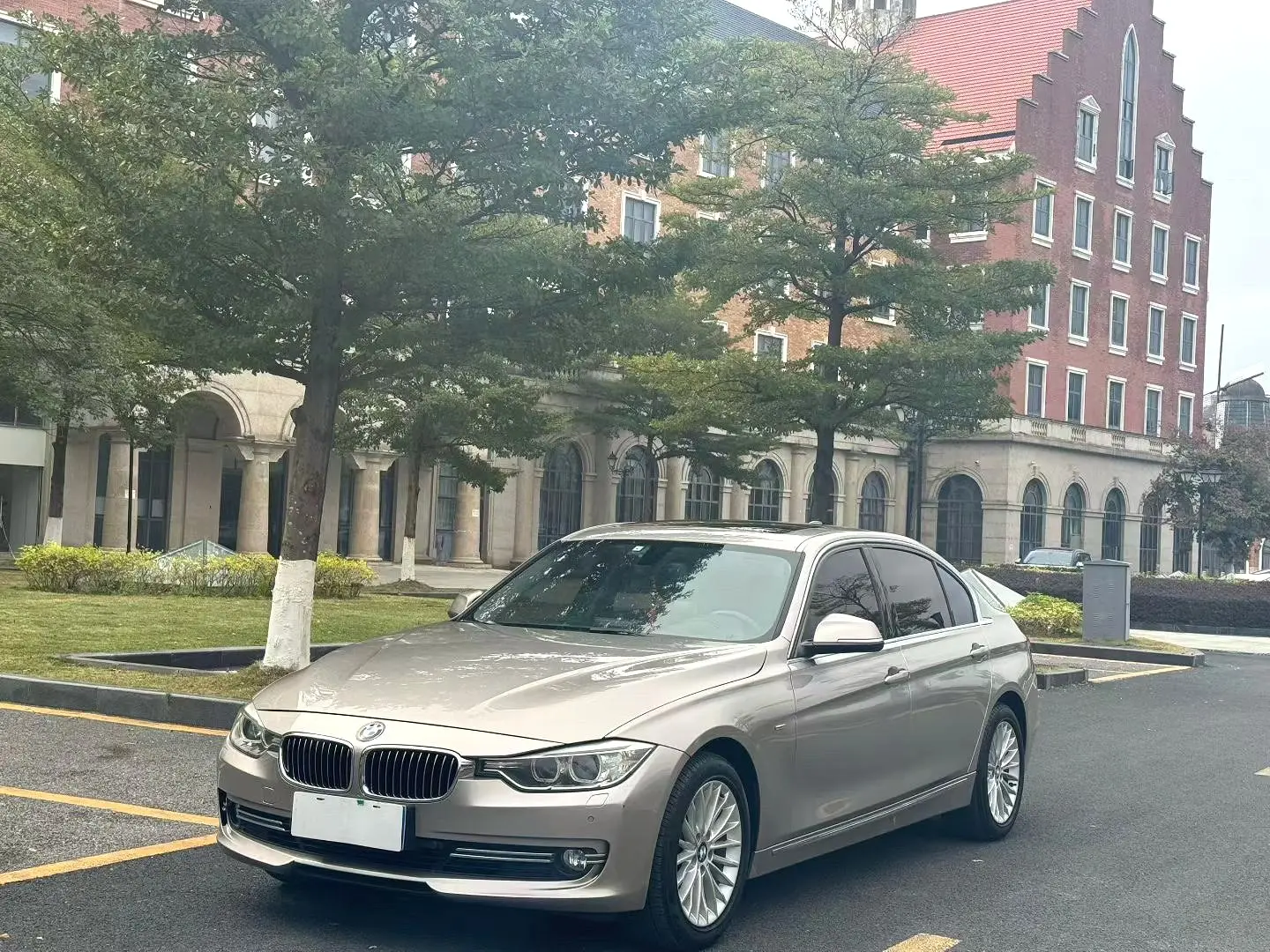 BMW 3 Series  из Китая