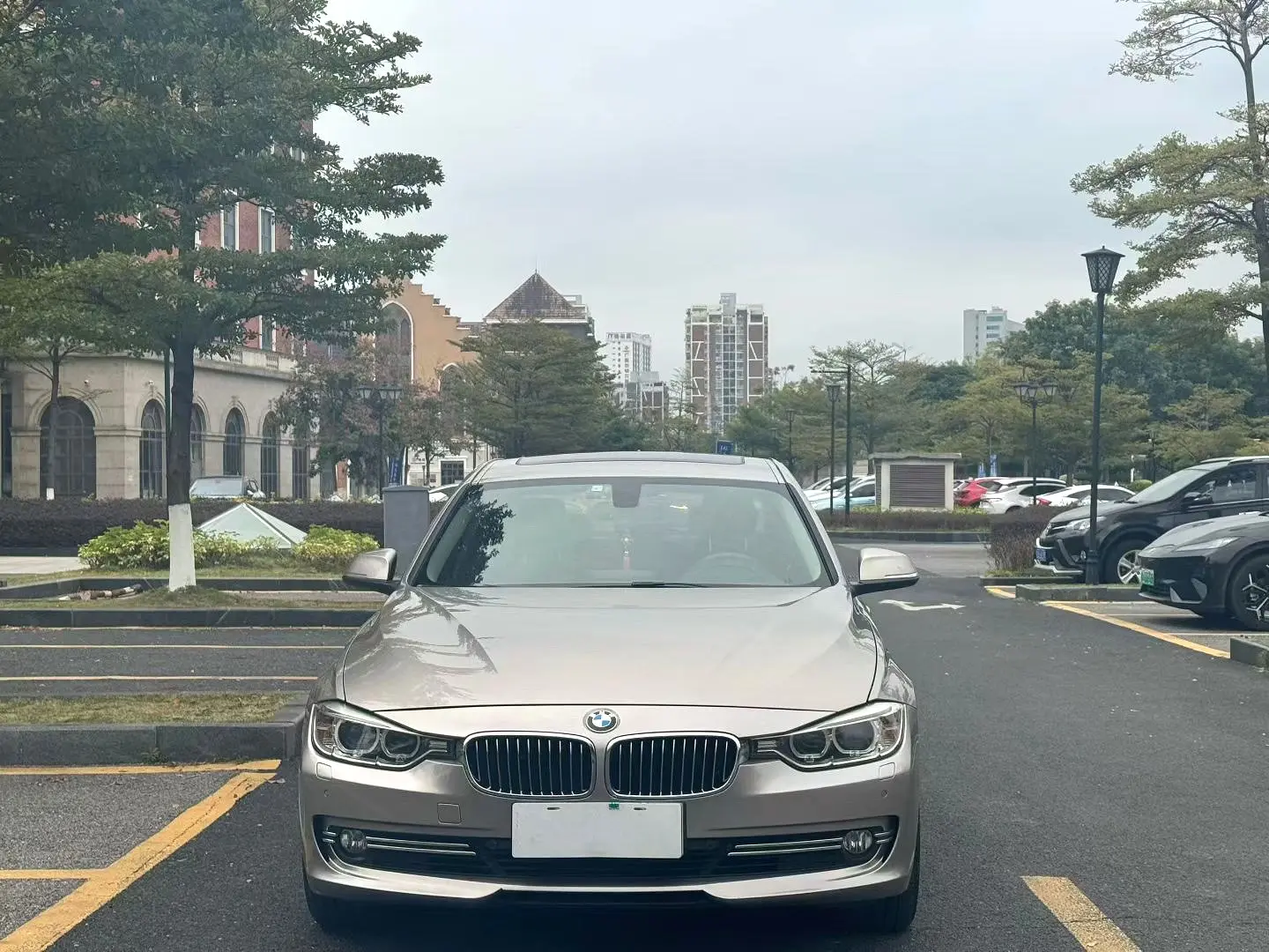 BMW 3 Series  из Китая