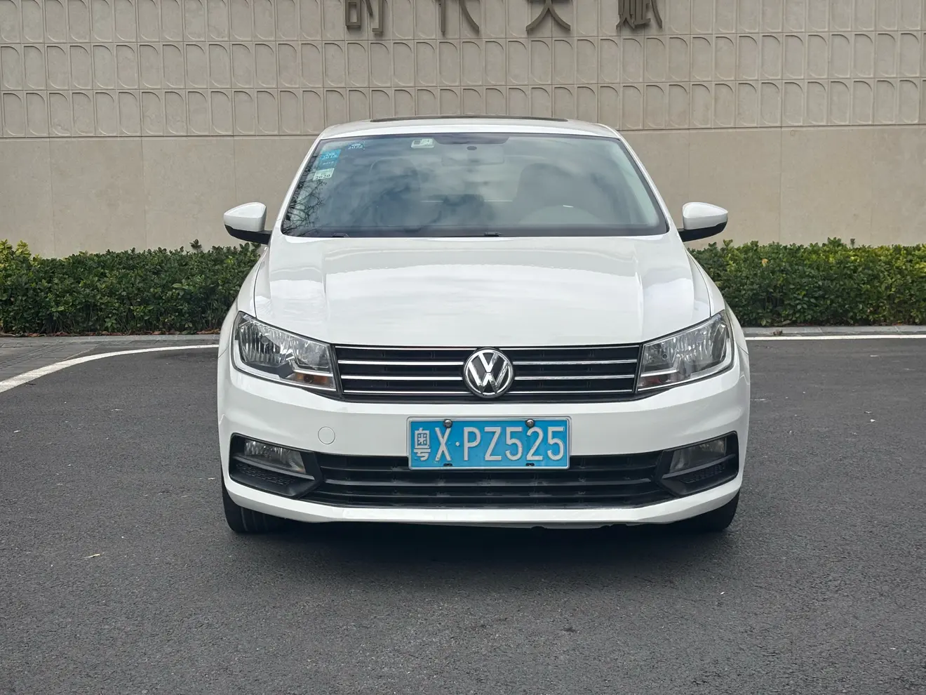 Volkswagen Santana  из Китая