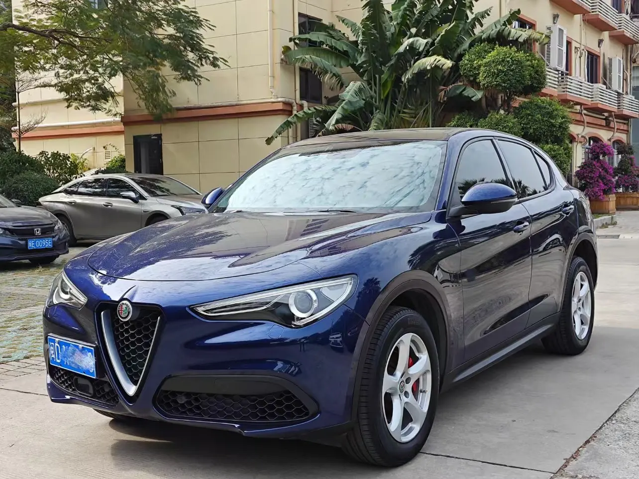 Alfa romeo Stelvio  из Китая
