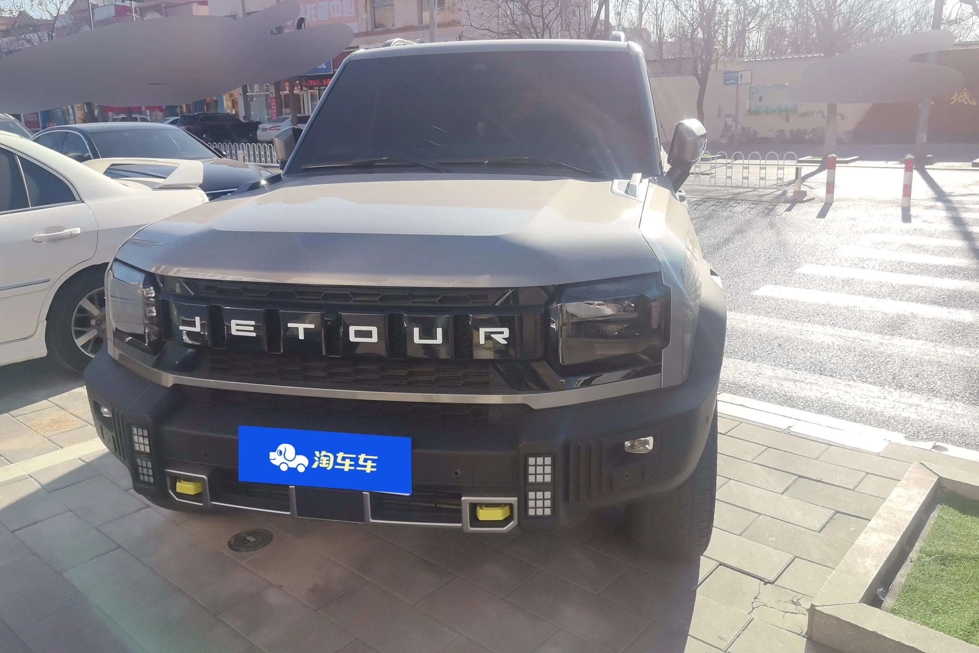 Jetour Jet Traveler  из Китая