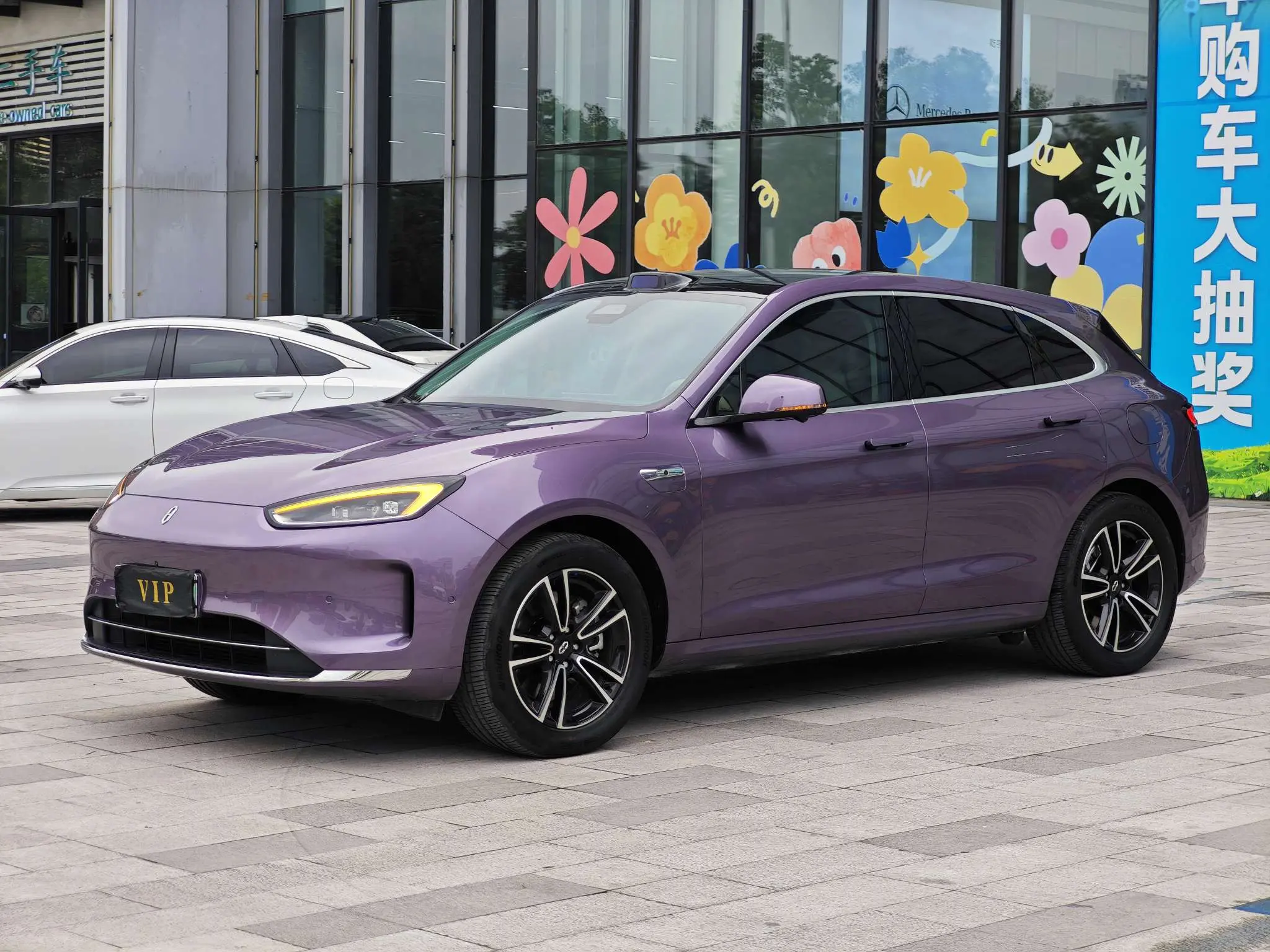 AITO M5 (Wenjie M5)  из Китая