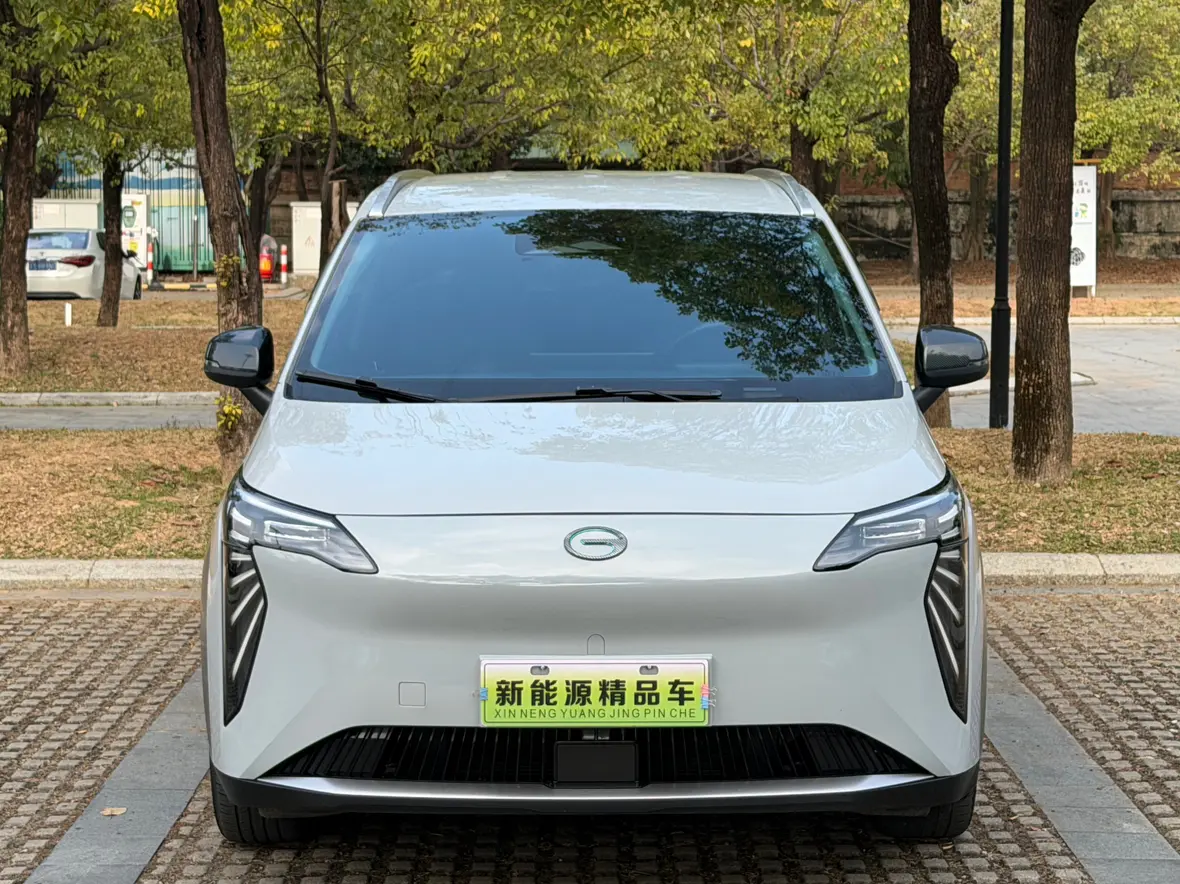 AION Y  из Китая