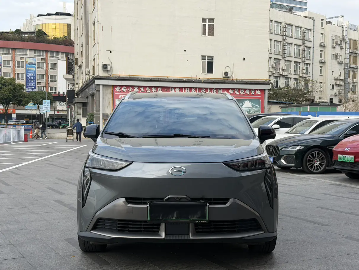 AION Y  из Китая