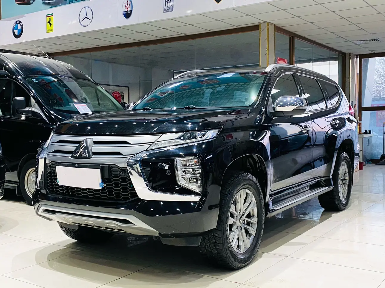 Mitsubishi Pajero Jinchang
