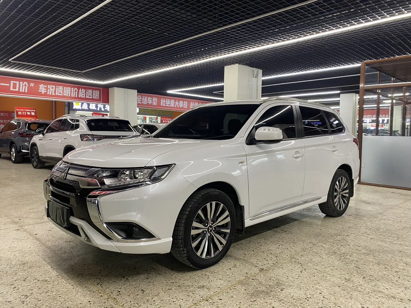 Mitsubishi Outlander  из Китая