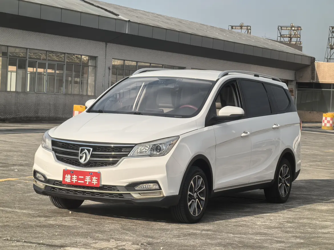 Baojun 730  из Китая