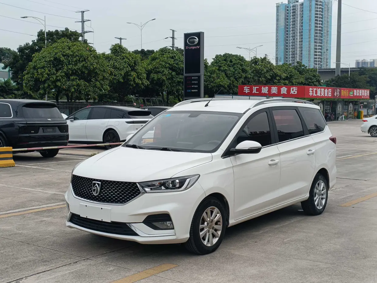 Baojun 360  из Китая