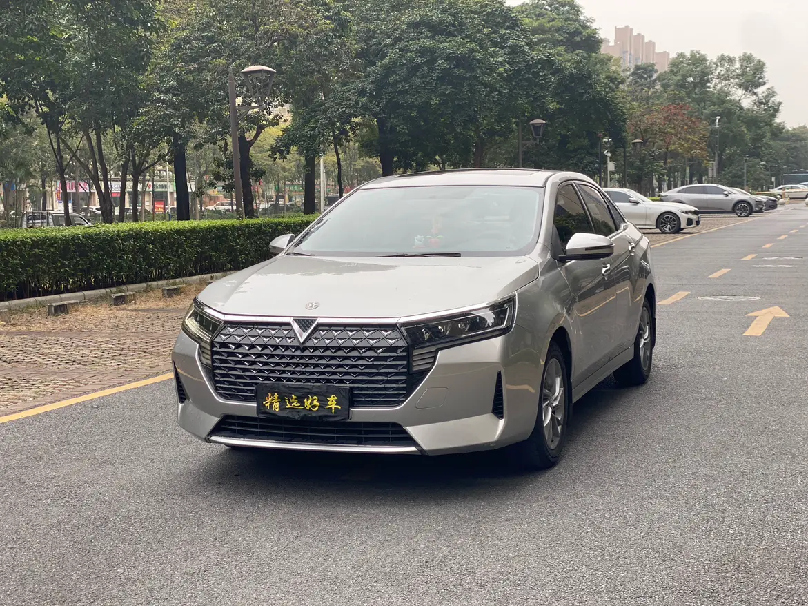 Kai Chen Venucia D60  из Китая