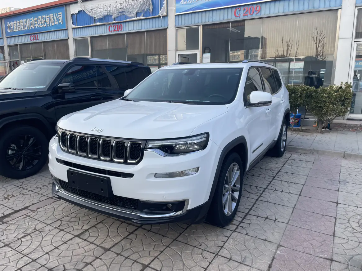 Jeep Commander  из Китая