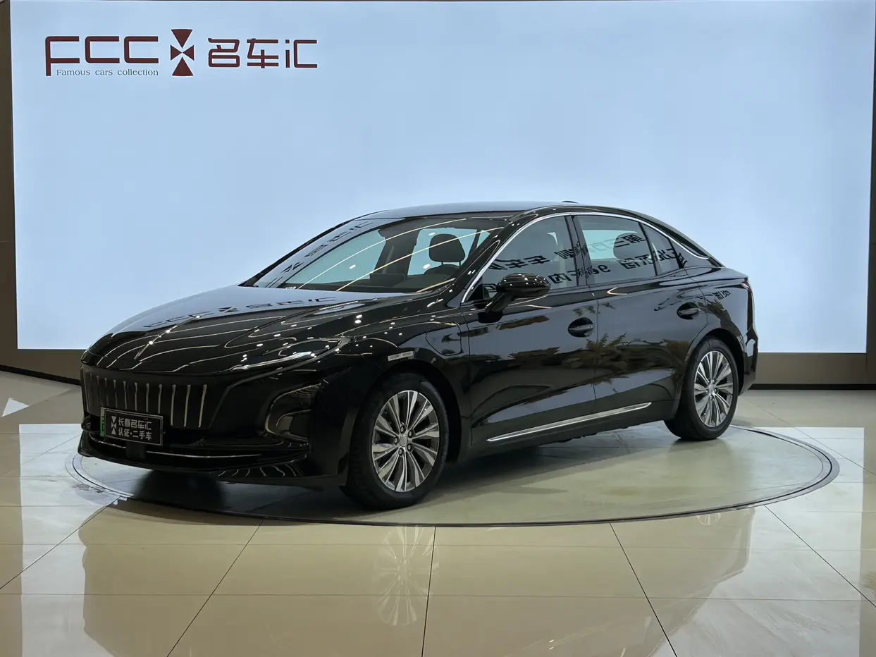 Hongqi E-QM5  из Китая
