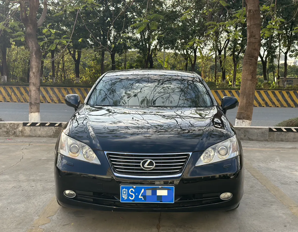 Lexus ES  из Китая