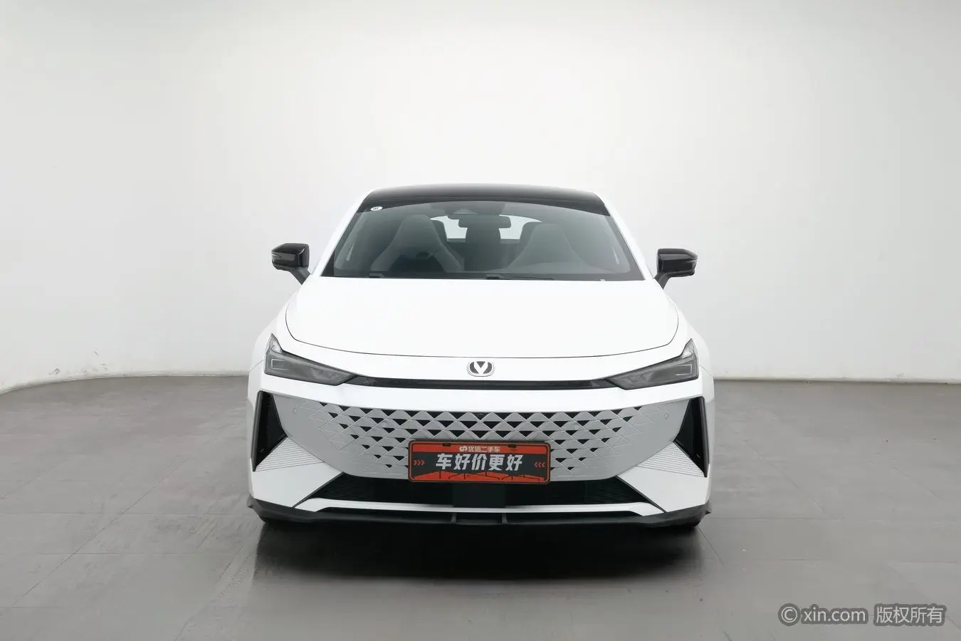 Changan UNI-V  из Китая