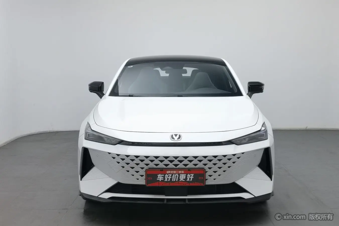 Changan UNI-V  из Китая