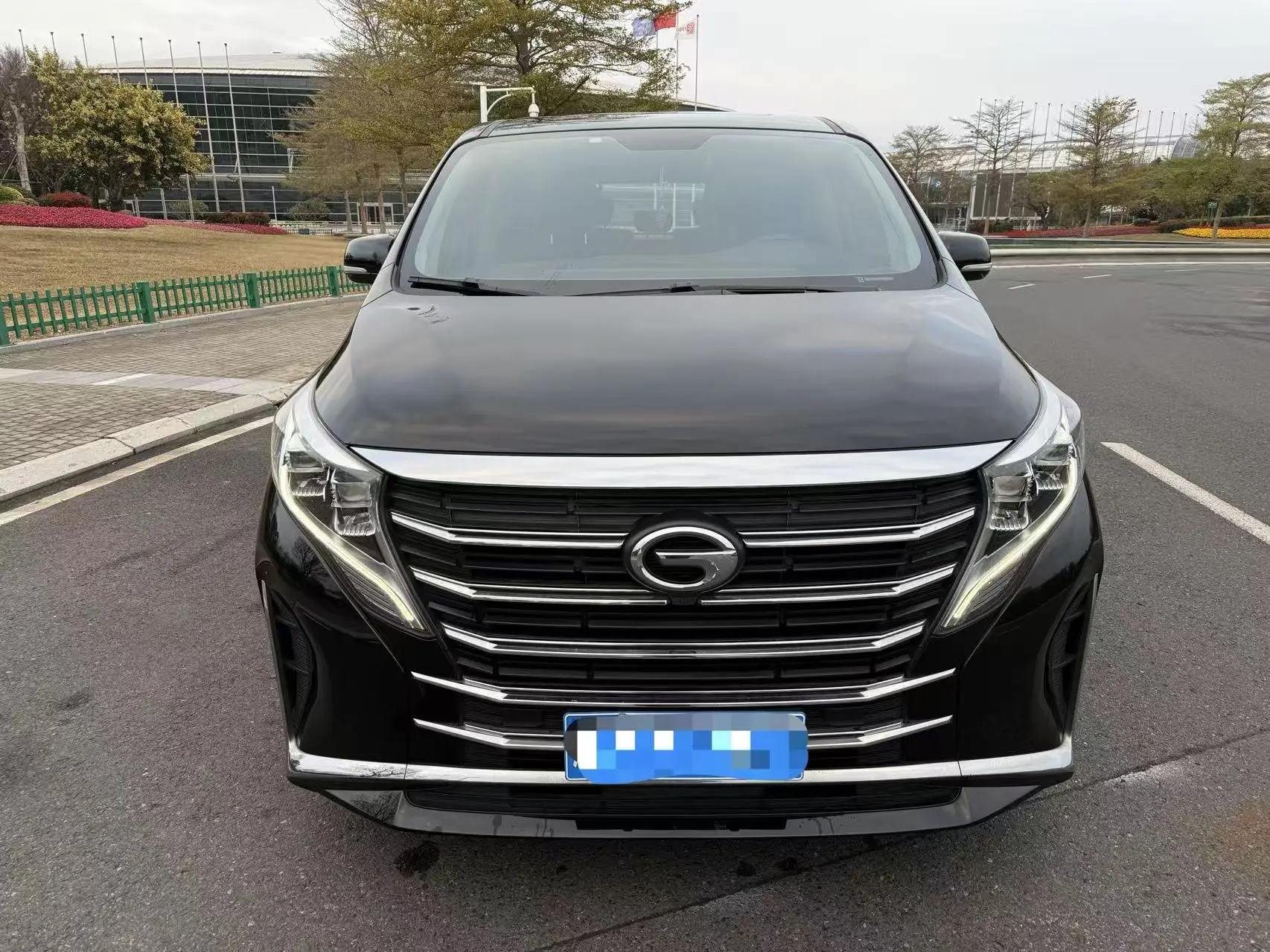 GAC Trumpchi M8  из Китая