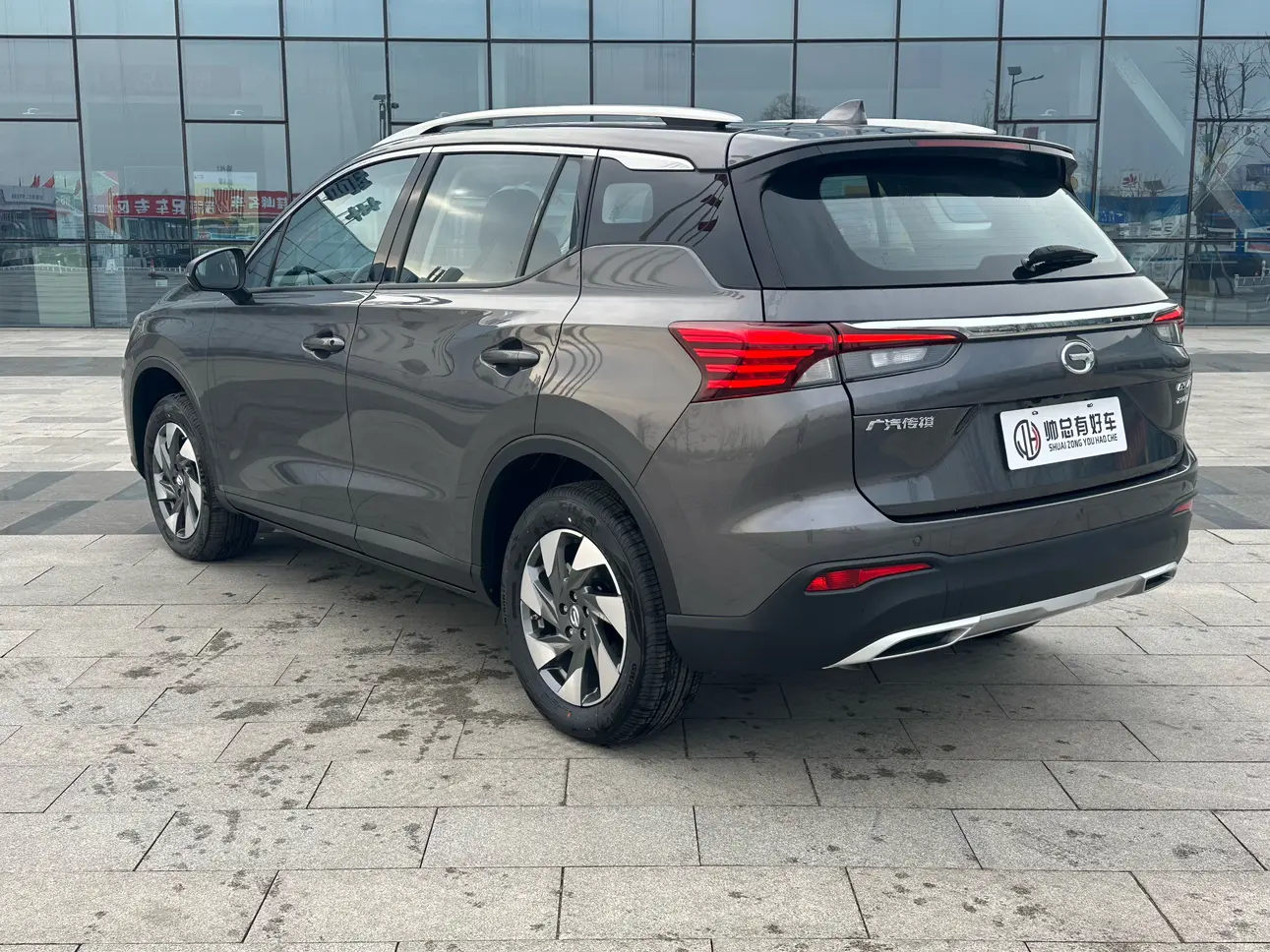 GAC Trumpchi GS4  из Китая