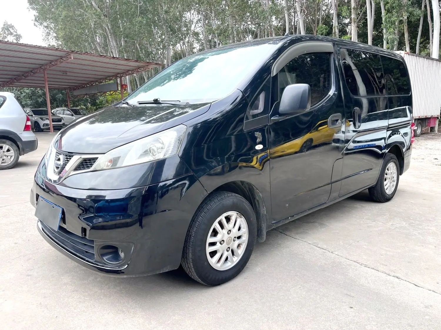 Nissan NV200  из Китая