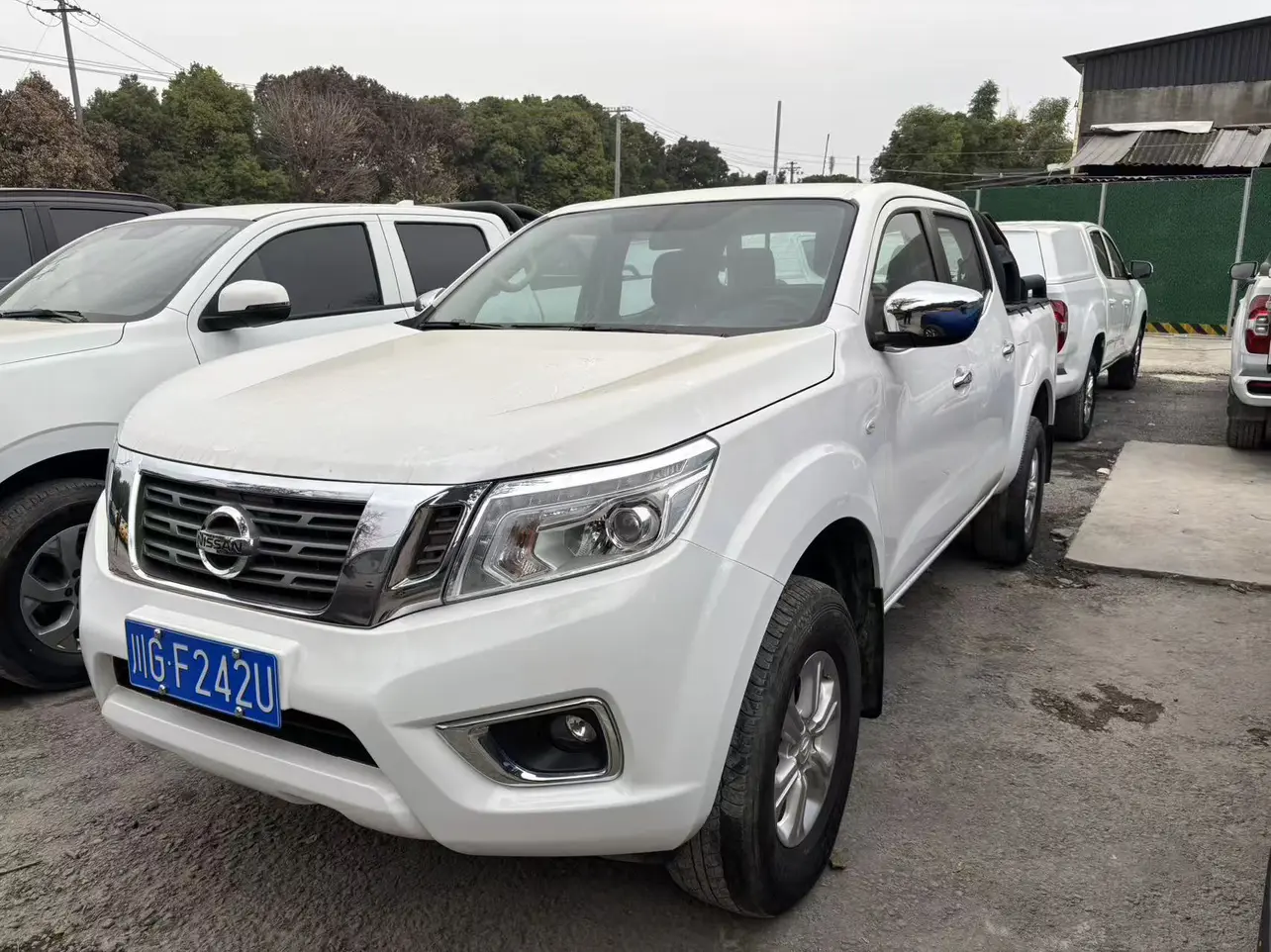 Nissan Navara  из Китая