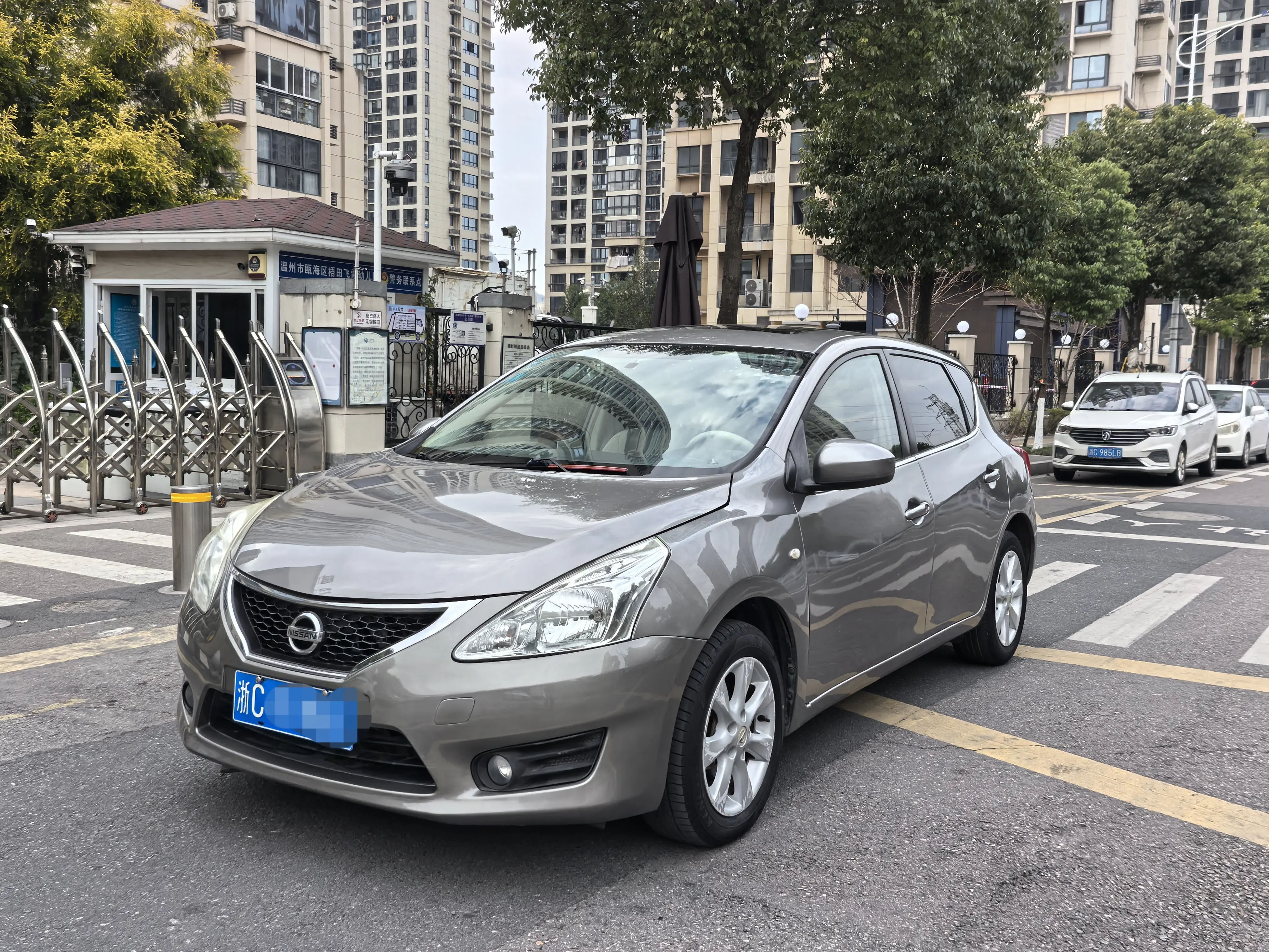 Nissan Tiida  из Китая