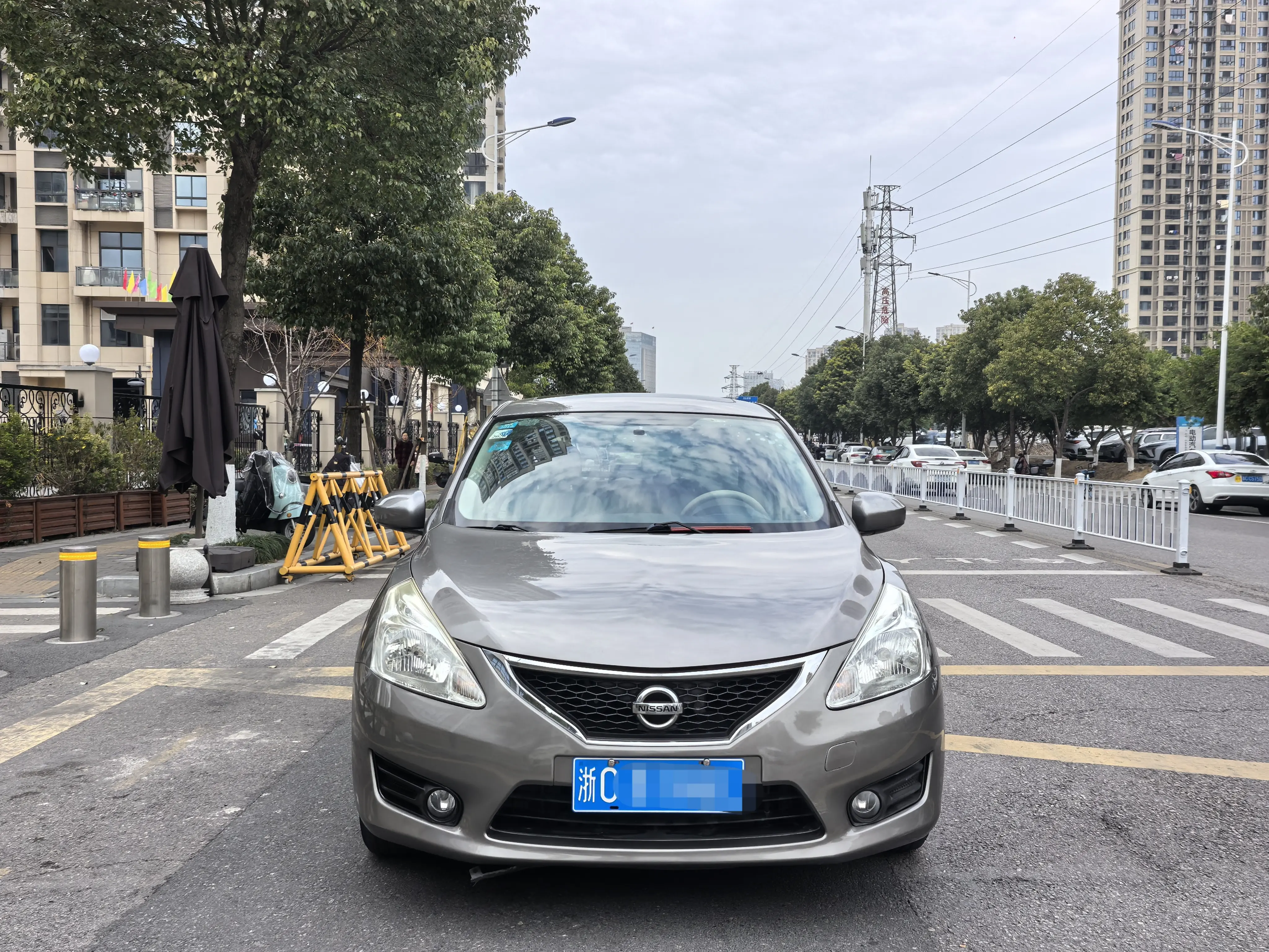 Nissan Tiida  из Китая