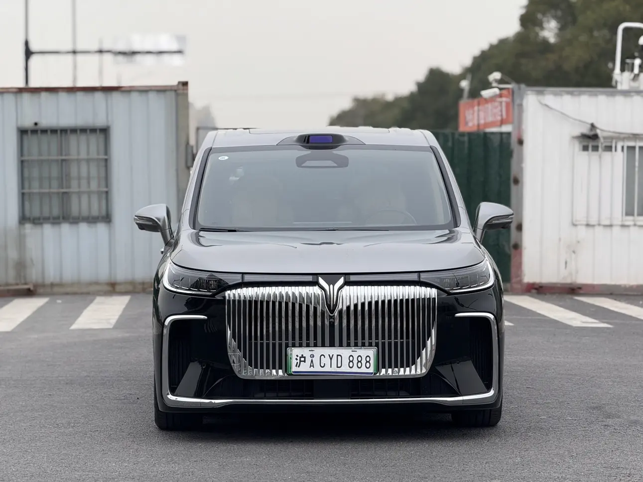 Voyah Lantu Dreamer PHEV  из Китая