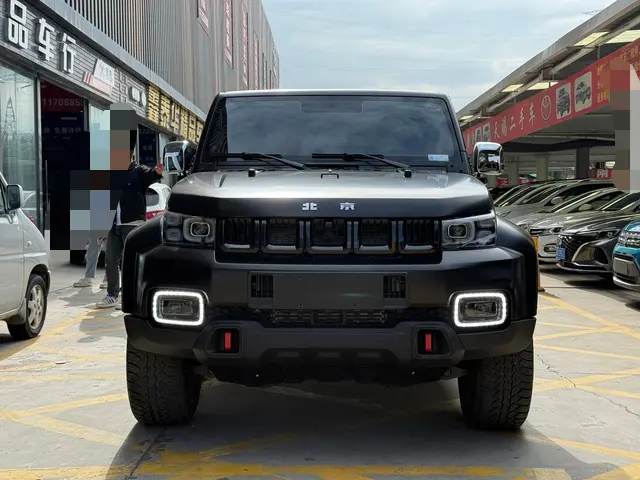 BAIC Beijing Off-road BJ40  из Китая