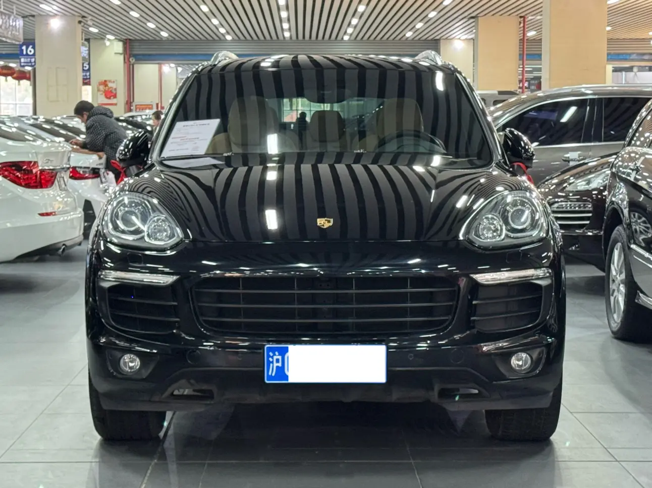 Porsche Cayenne E-Hybrid  из Китая