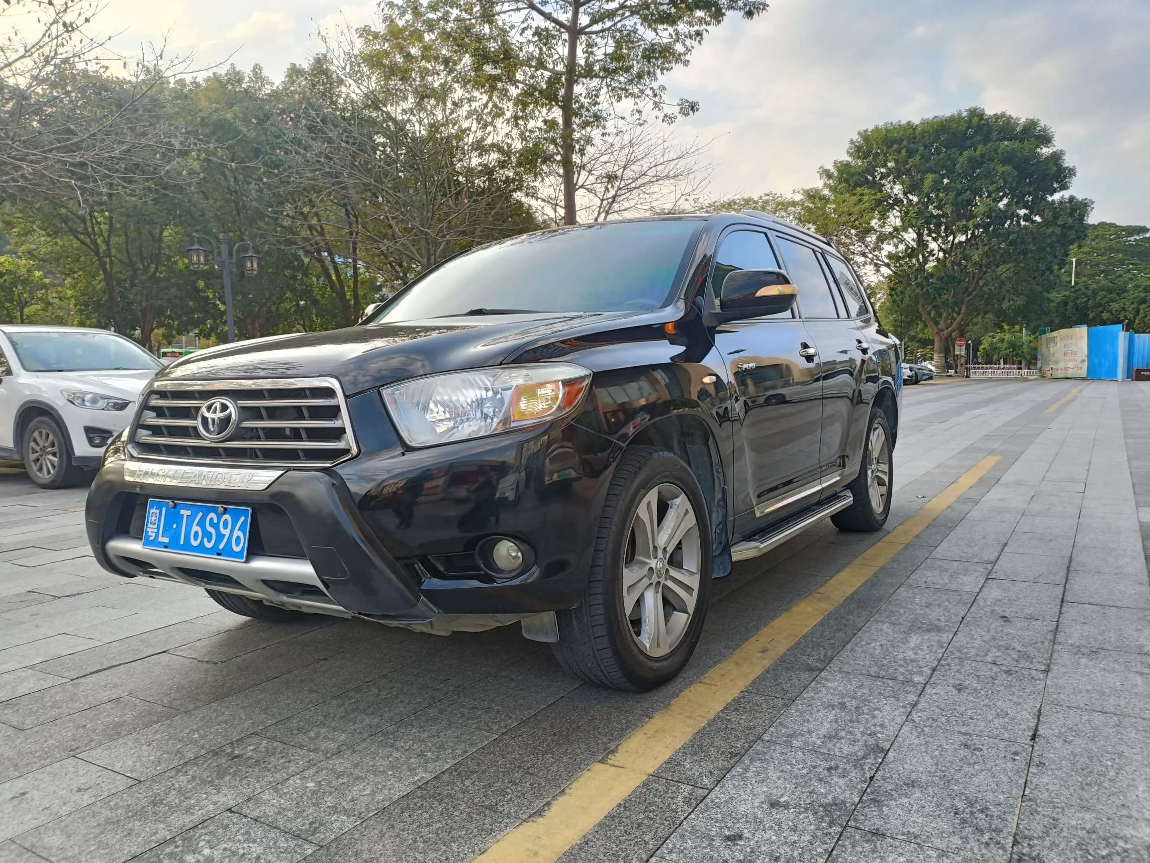 Toyota Highlander  из Китая