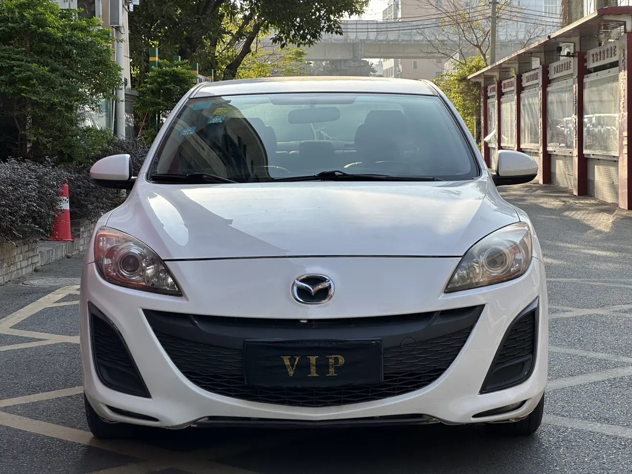 Mazda Axela (Mazda3)  из Китая