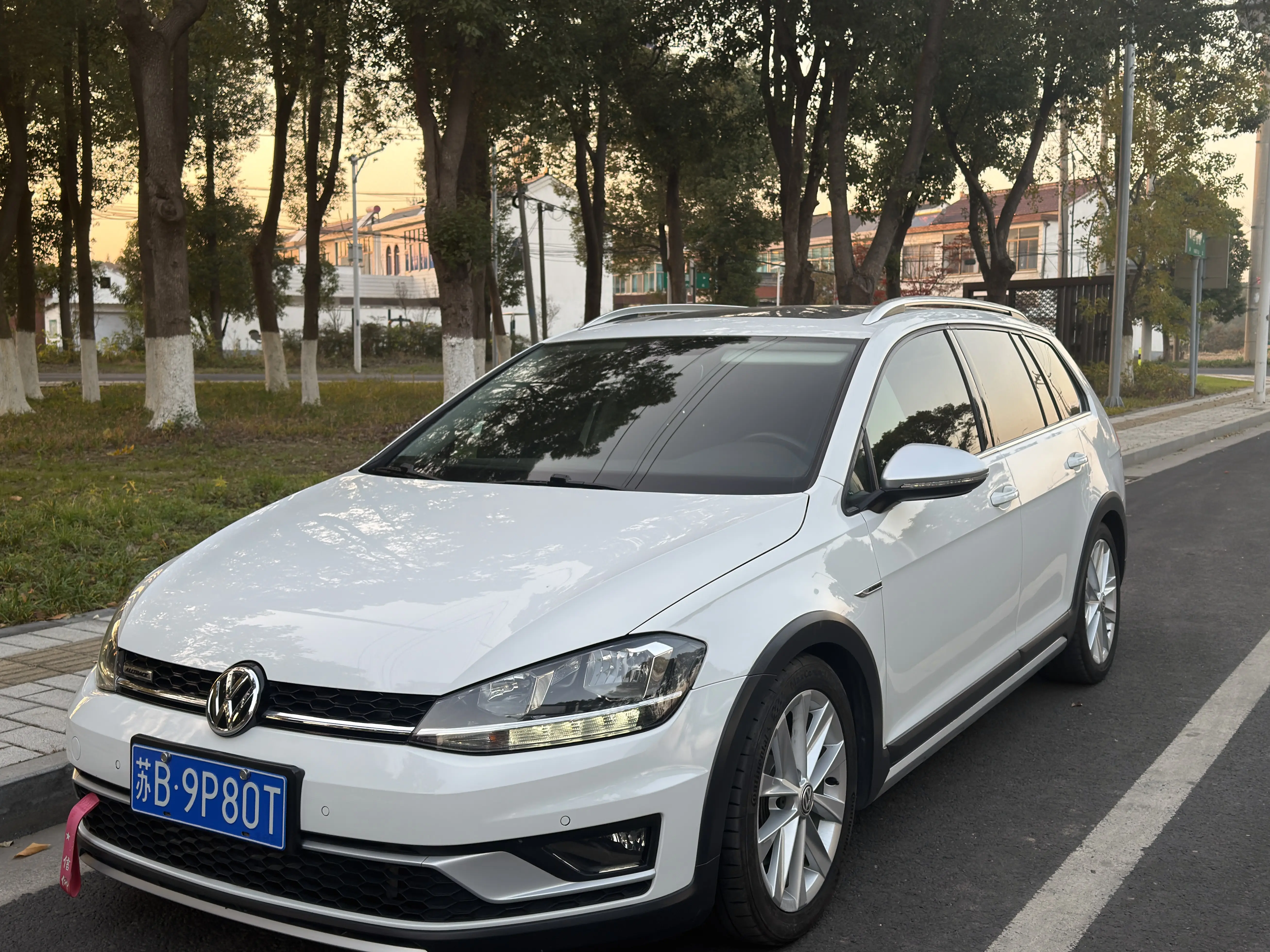 Volkswagen Golf  из Китая