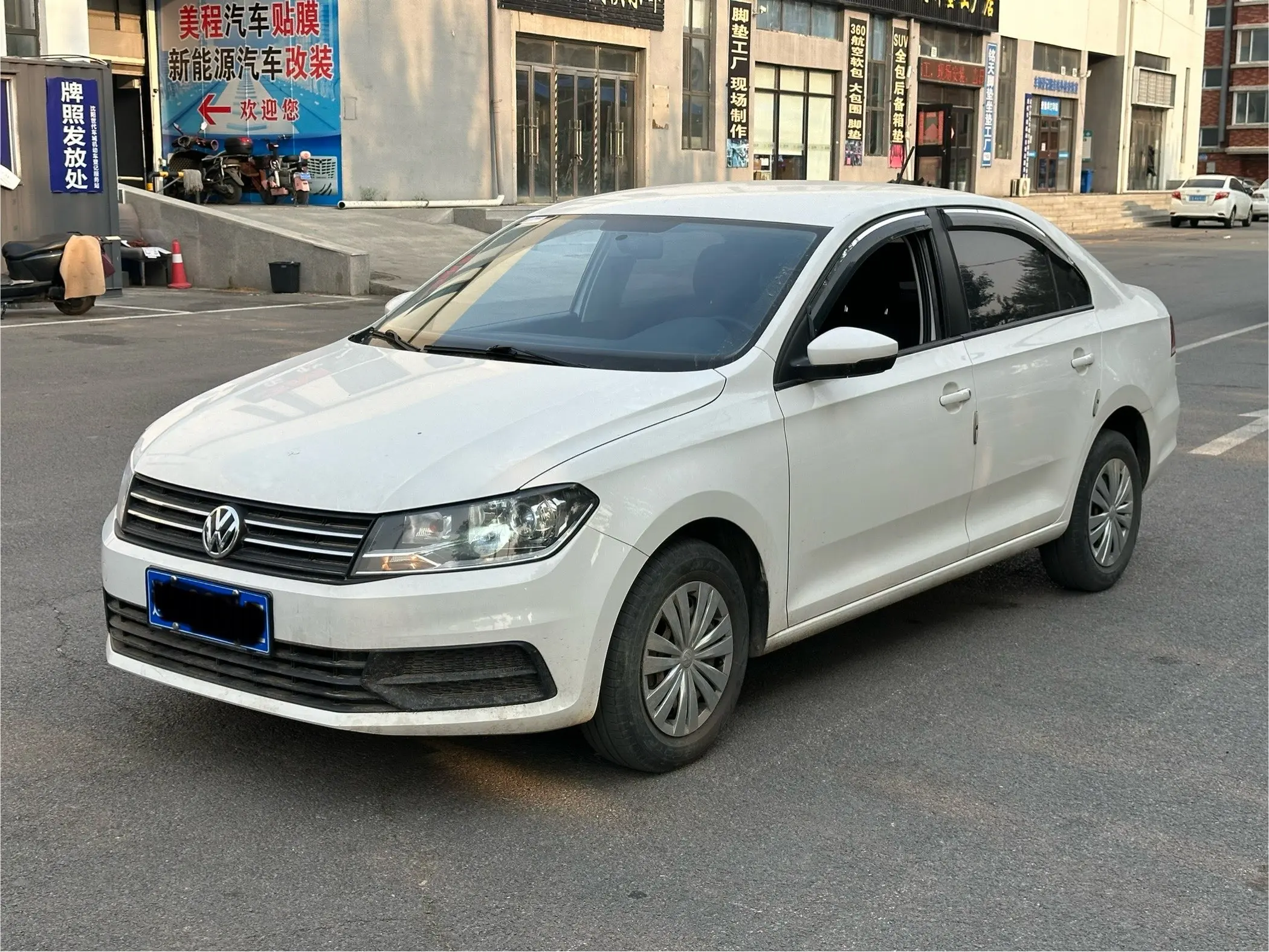 Volkswagen Santana  из Китая