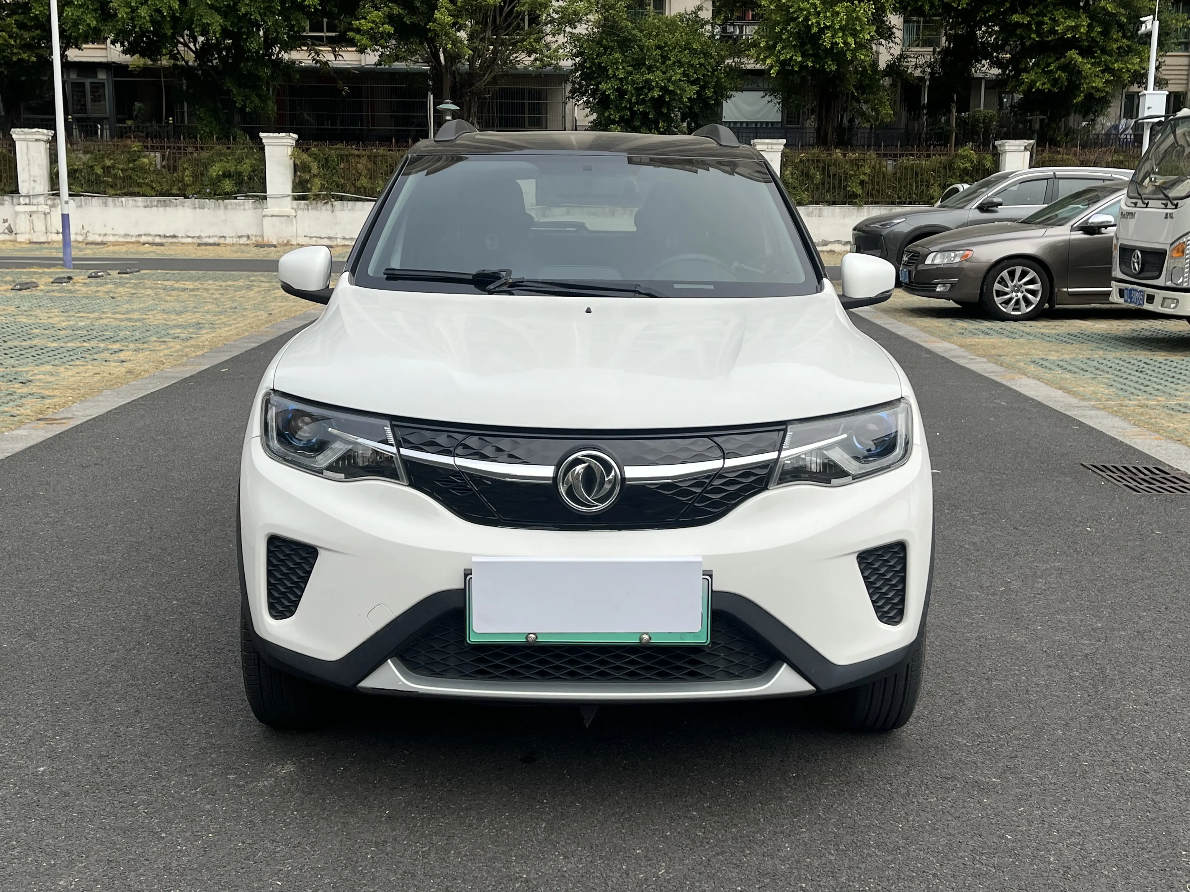 Dongfeng Nano EX1  из Китая
