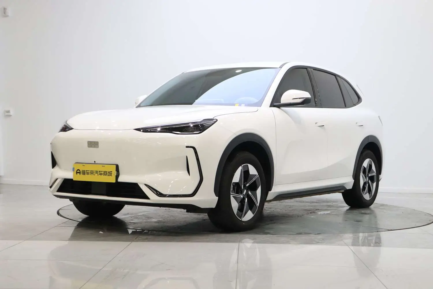 Geely Galaxy E5  из Китая