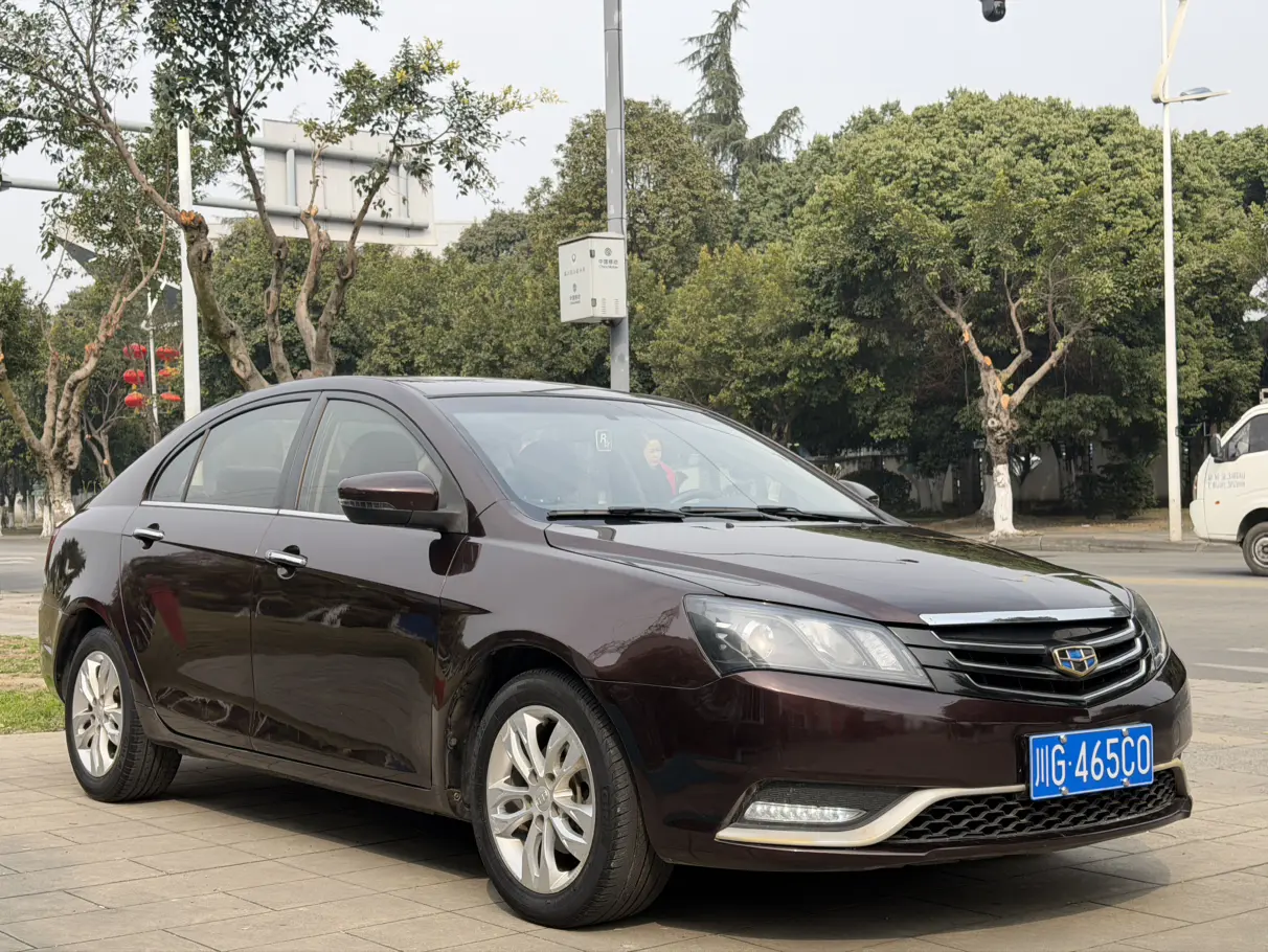Geely Emgrand  из Китая