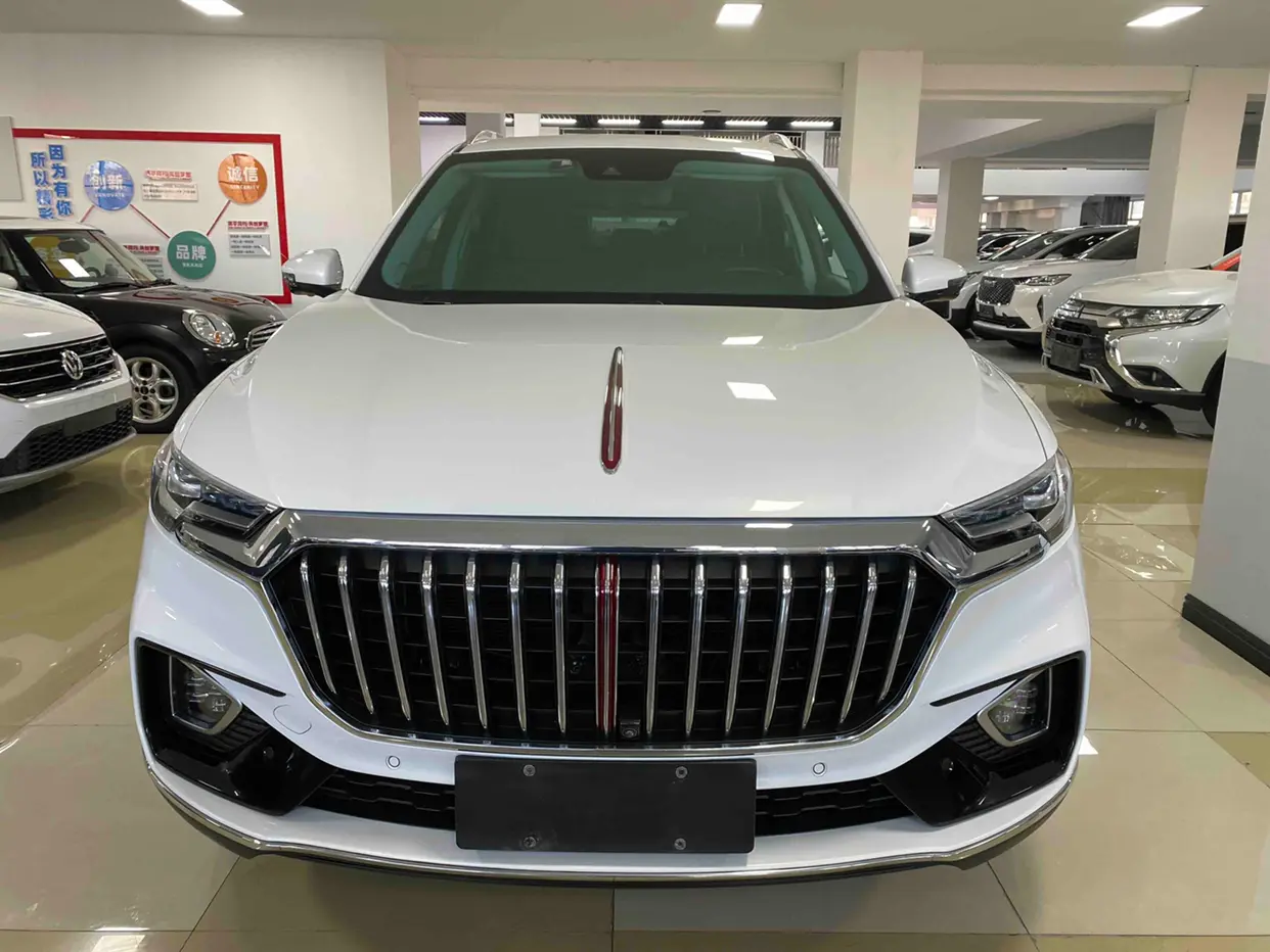 Hongqi HS5  из Китая