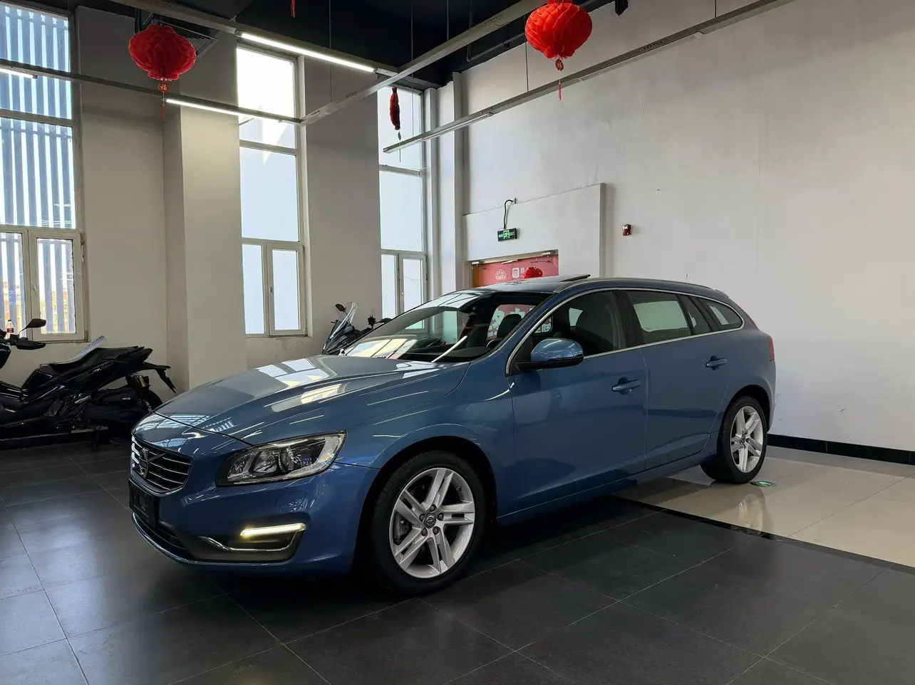 Volvo V60